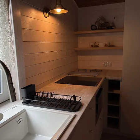 Casa de Férias Letniskowy Pod Debem Nad Jeziorem Miedwie, *
